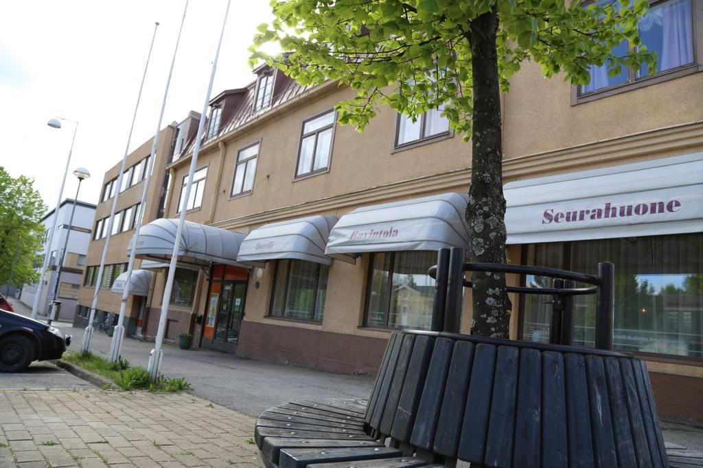 Hotelli Iisalmen Seurahuone Iisalmi Extérieur photo