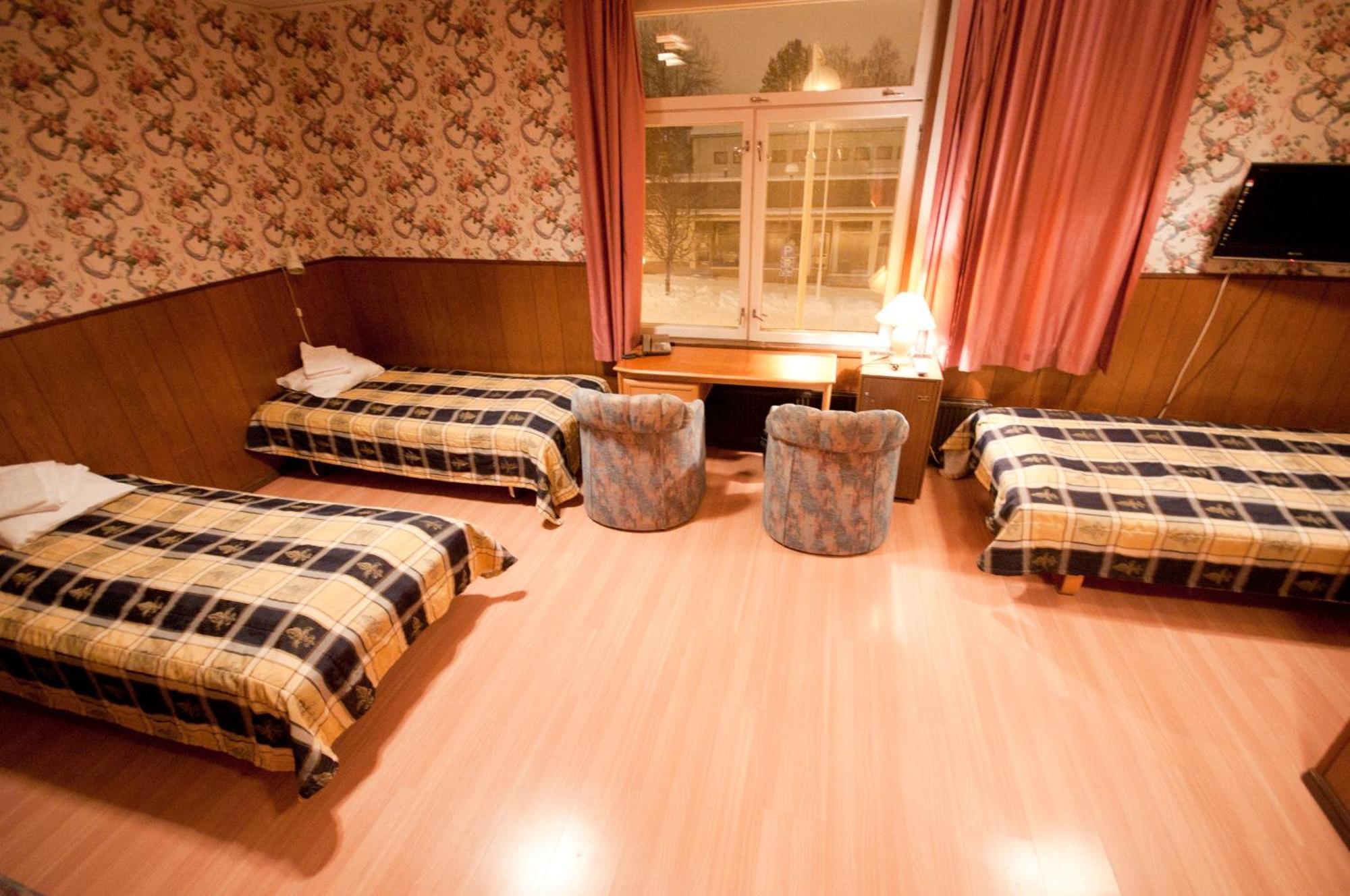 Hotelli Iisalmen Seurahuone Iisalmi Extérieur photo