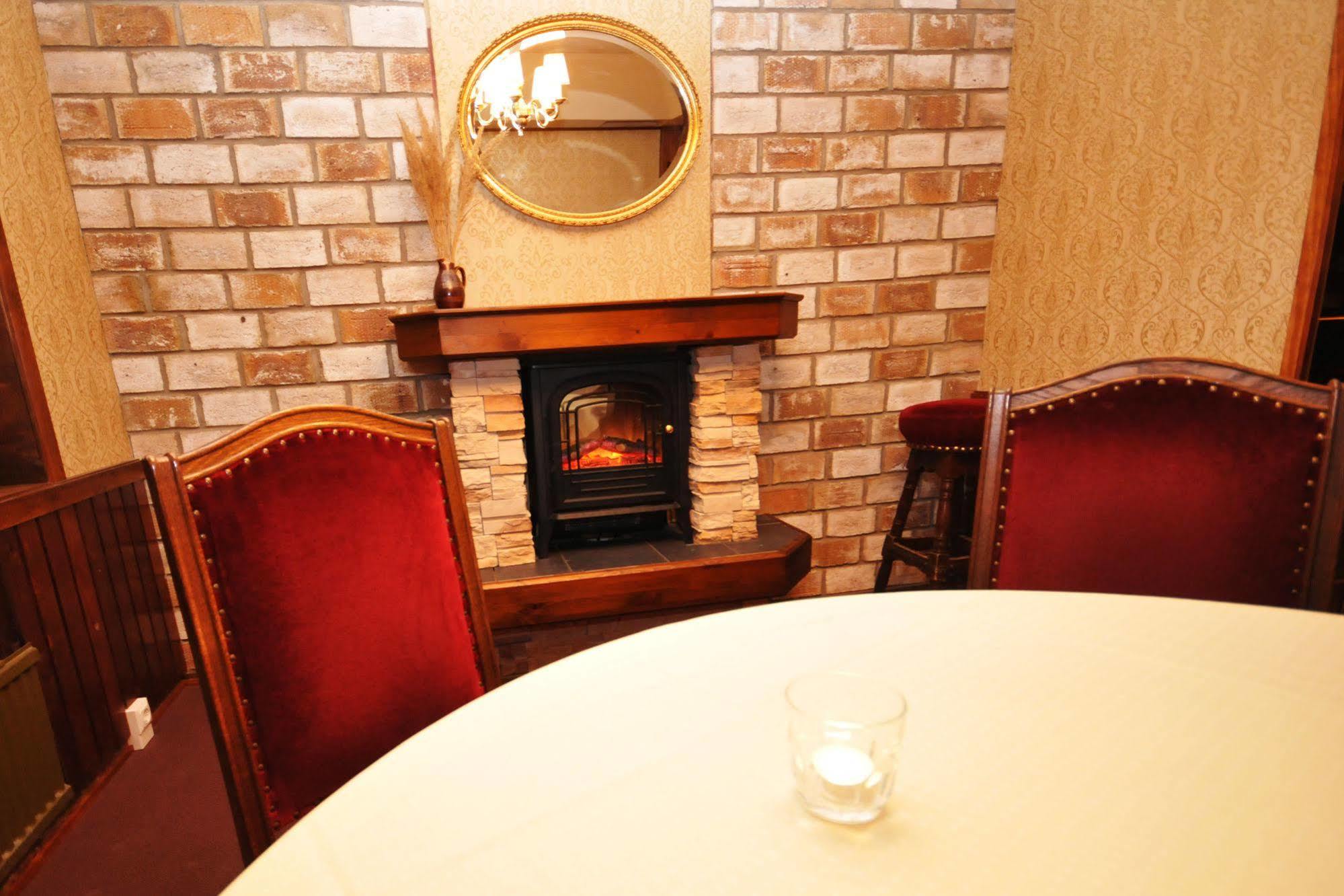 Hotelli Iisalmen Seurahuone Iisalmi Extérieur photo